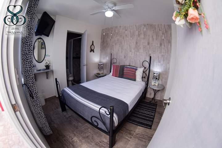 Hotel Tres Sofias Керетаро Экстерьер фото